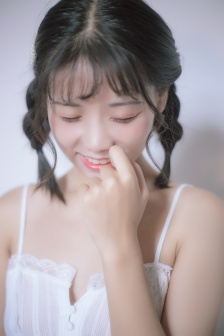 迷人的保姆在线观看